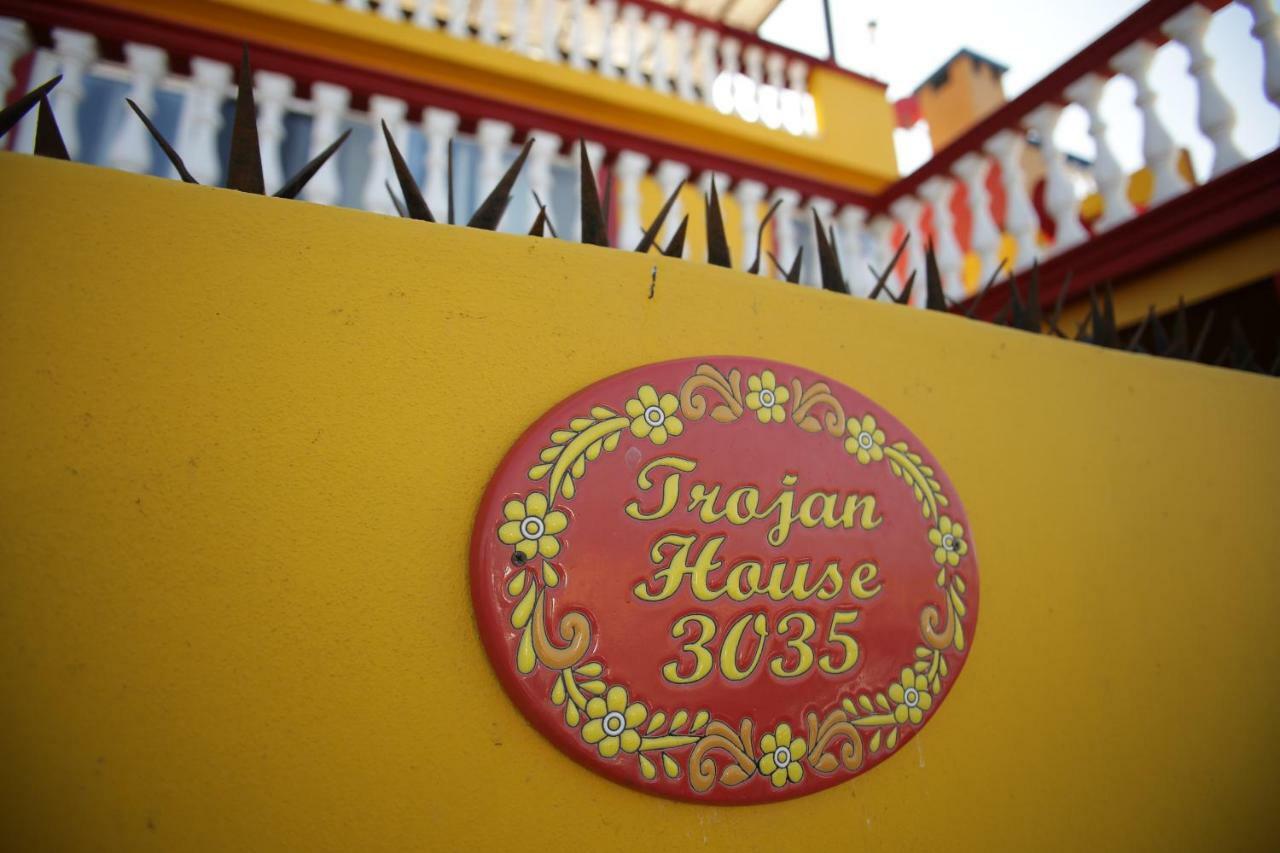 Appartamento Trojan House Ensenada Esterno foto